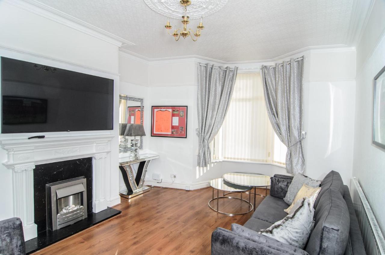 Вилла Riverpool - Elegant House 1 Minute Walk To Anfield Stadium Ливерпуль Экстерьер фото